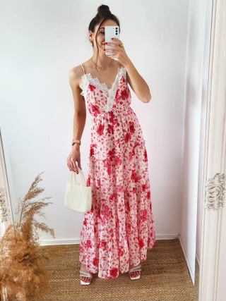 Szyfonowa sukienka w kwiaty Julianna różowa